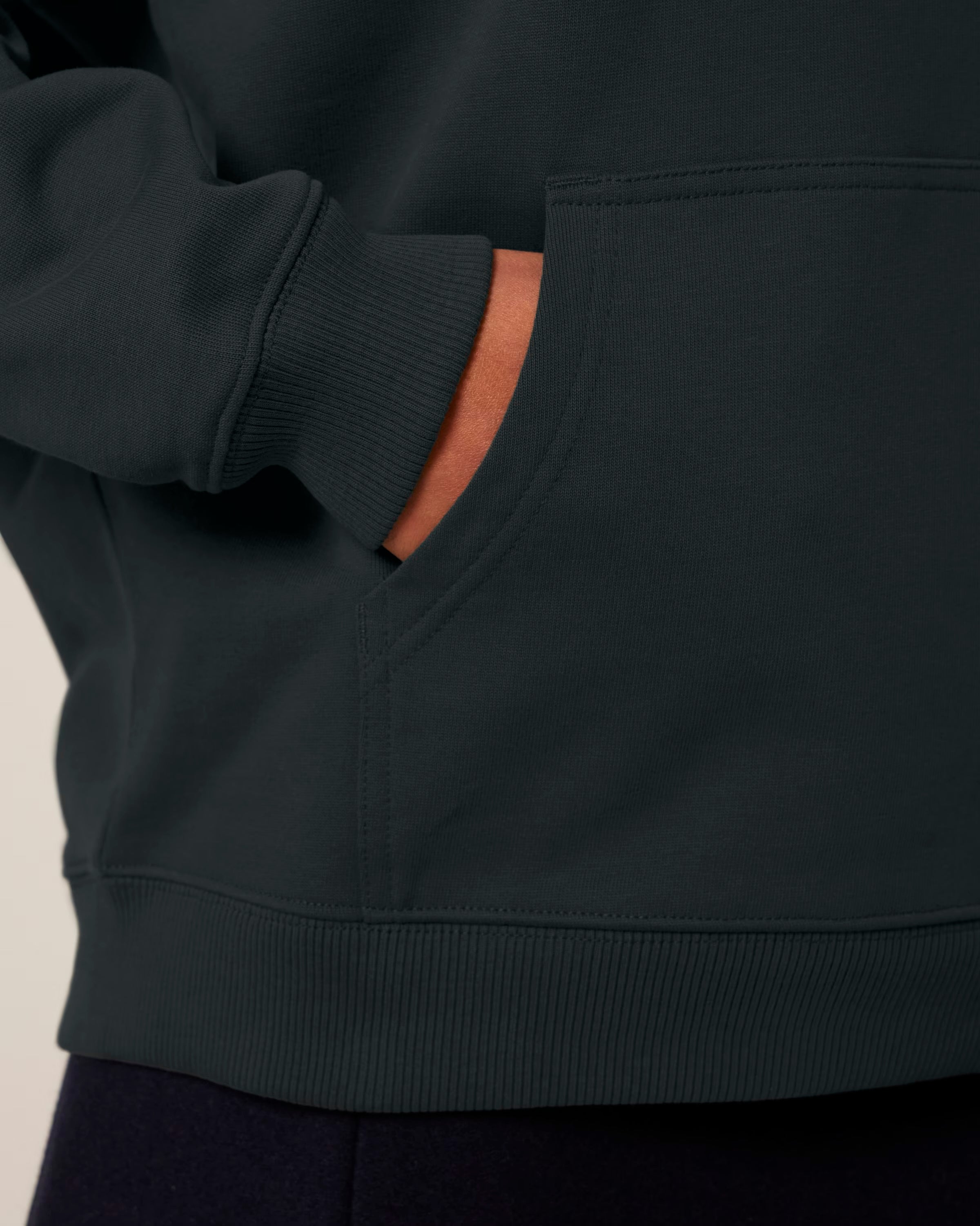 THE LIVE IT! HOODIE