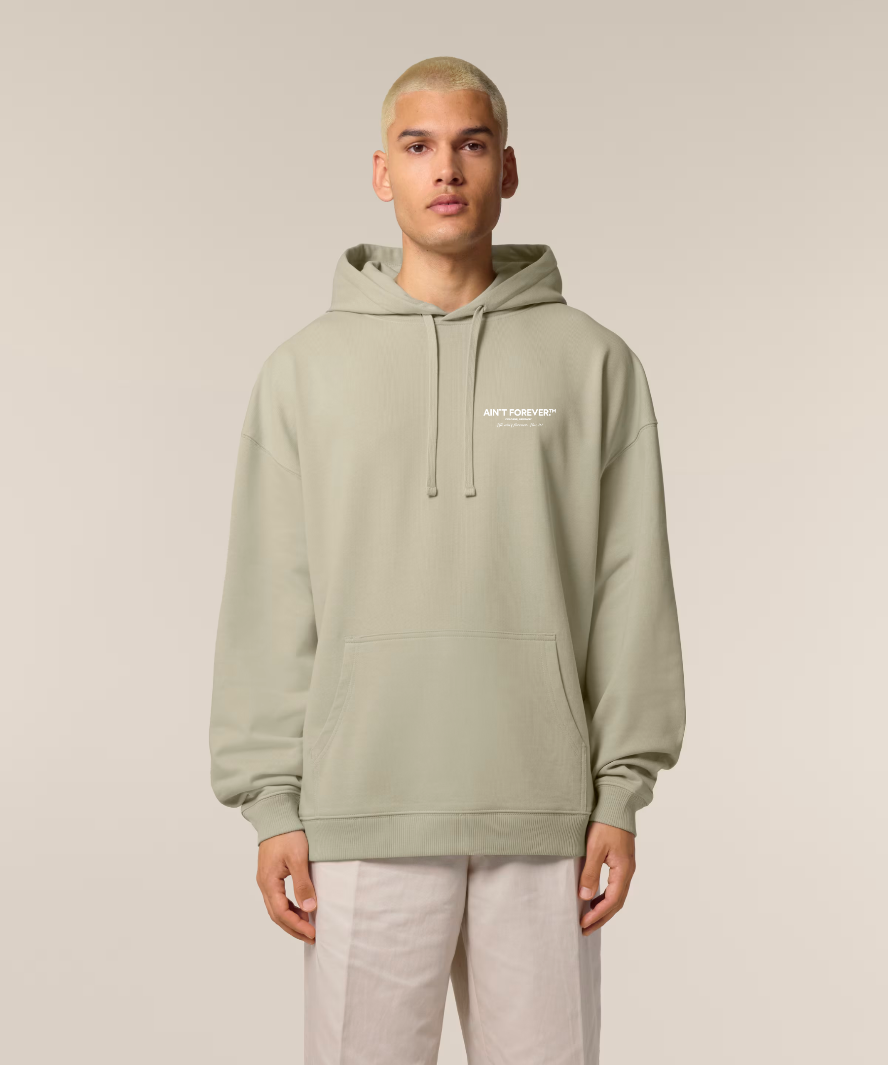 THE LIVE IT! HOODIE