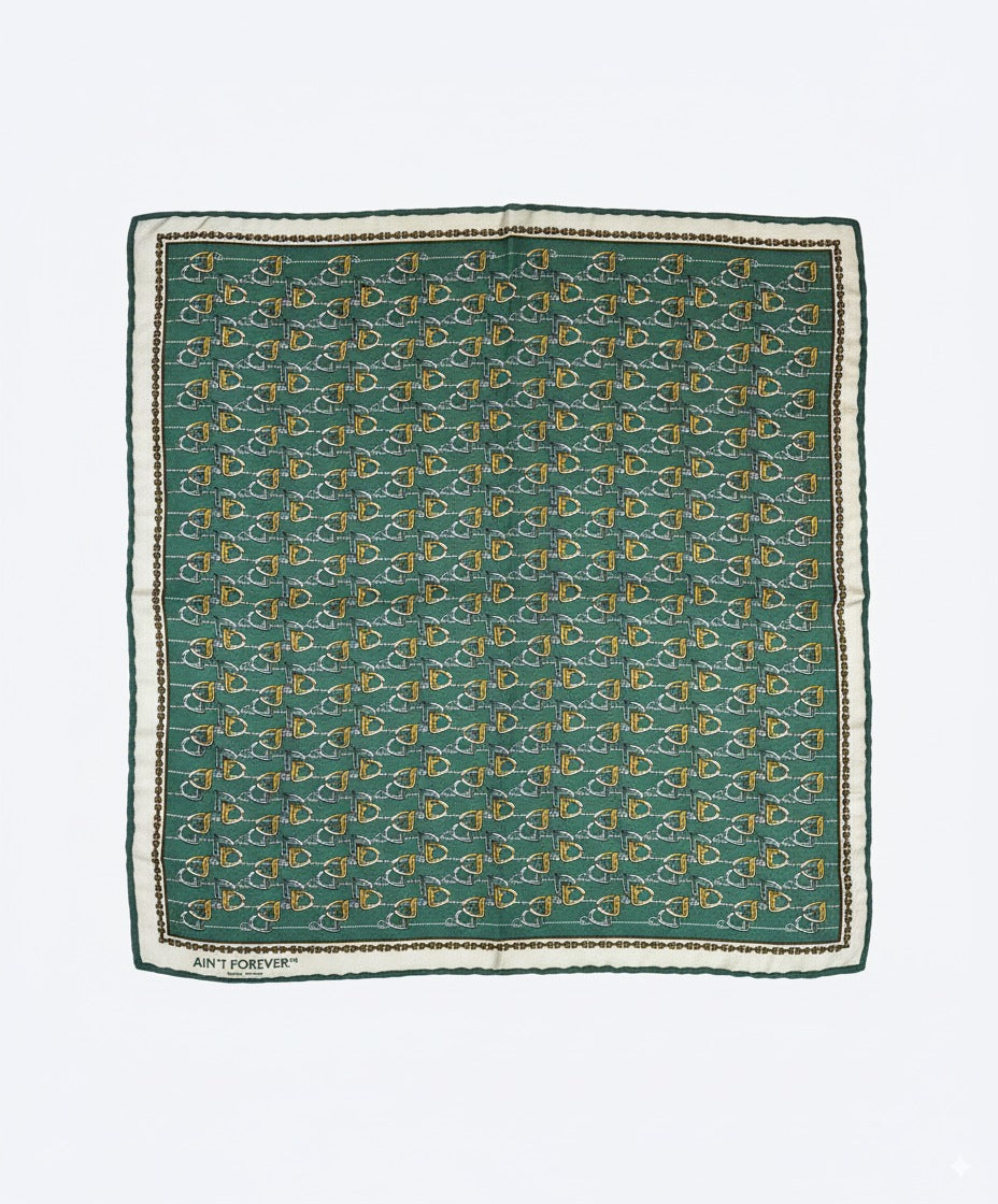 THE SQUARE SCARF "LE MORNE"