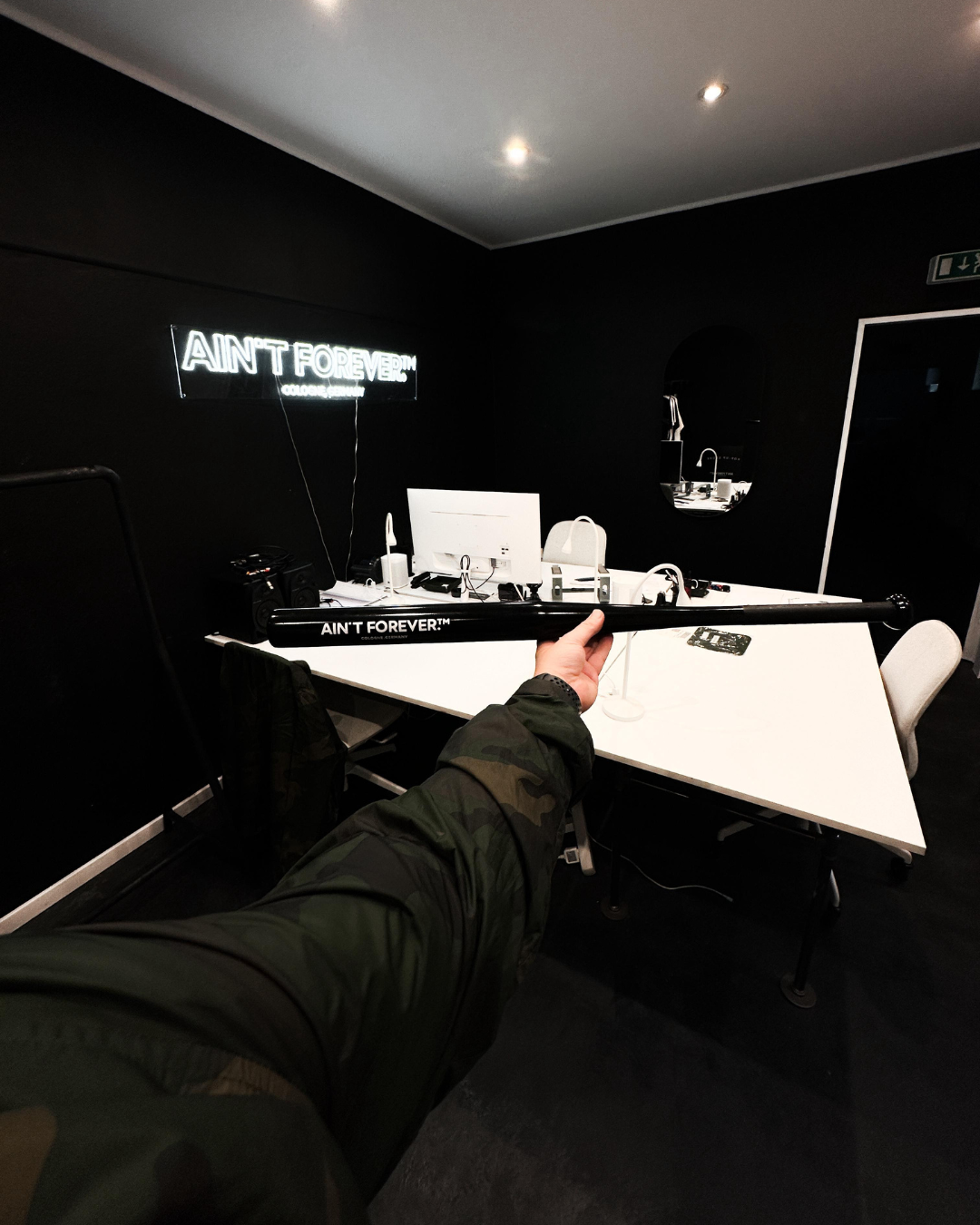 THE AF. BASEBALL BAT + WALL MOUNT