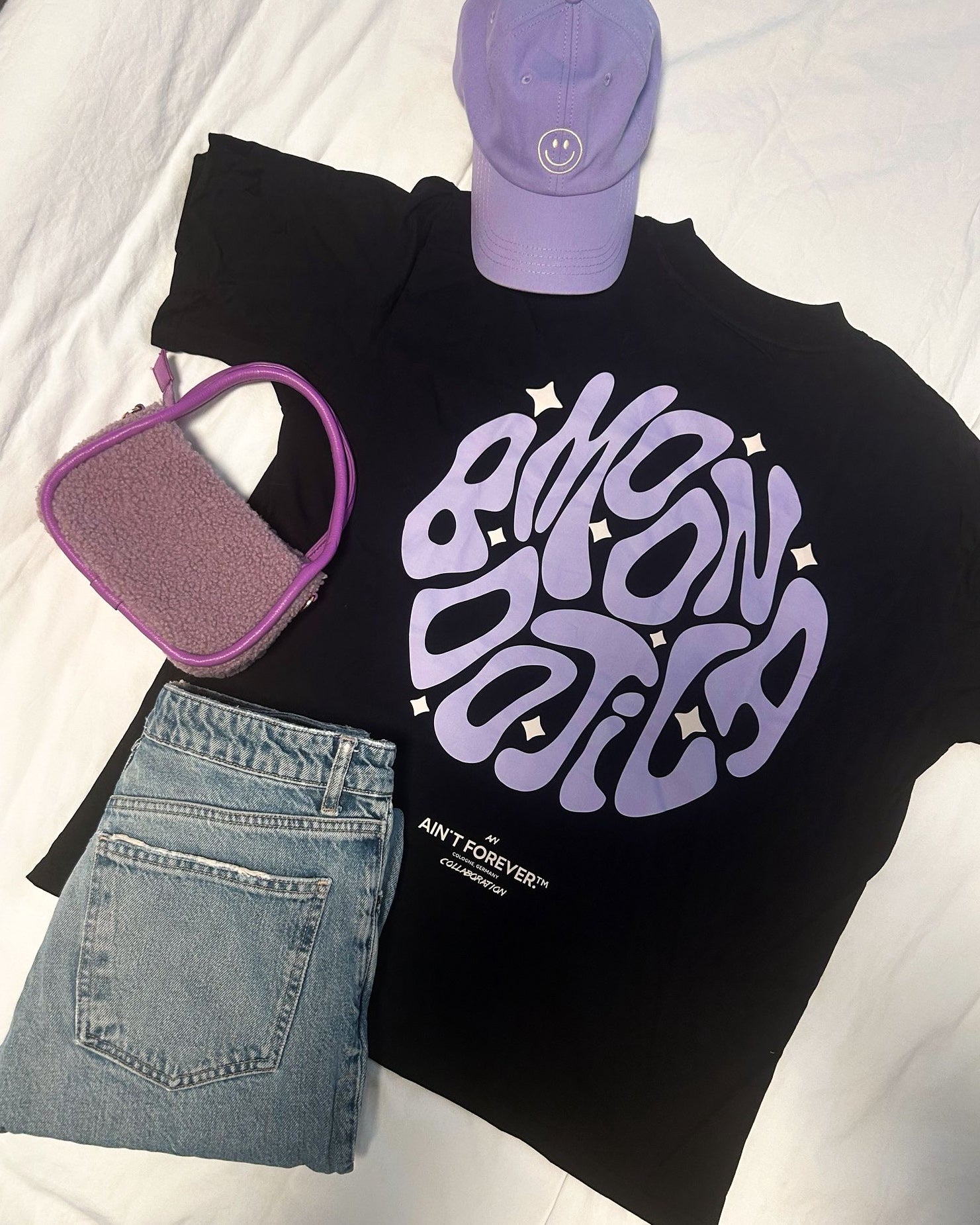 THE MOONBOOTICA "MOON" T-SHIRT