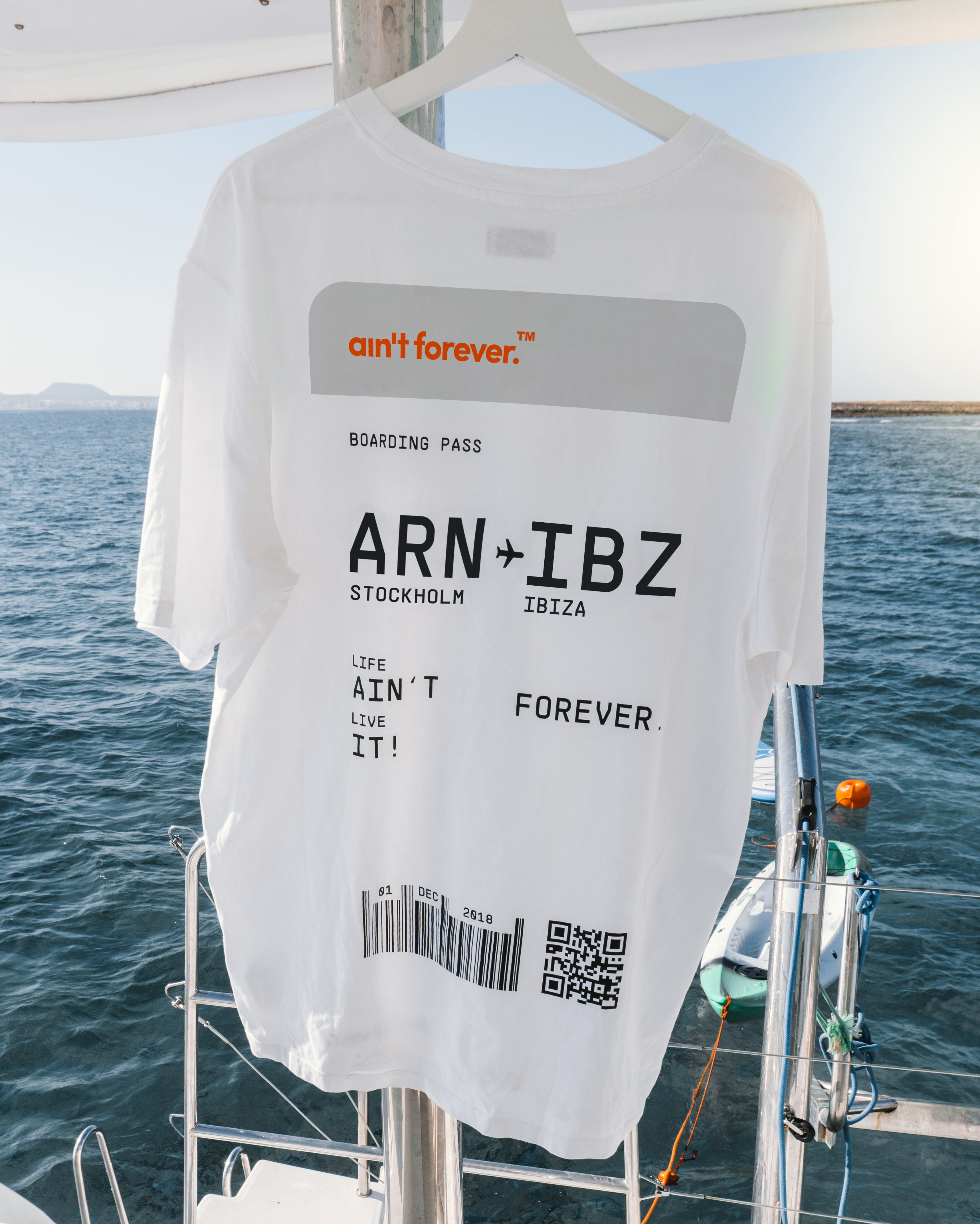 THE BOARDING PASS T-SHIRT (WHITE / GREY / ORANGE)