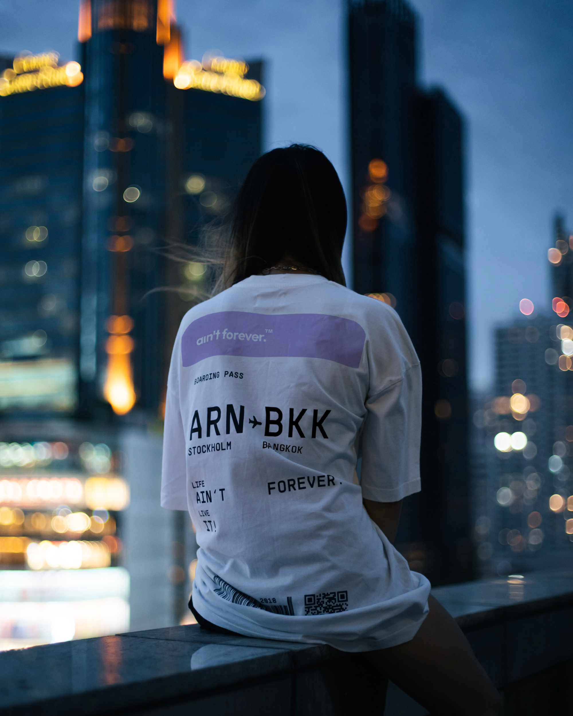THE BOARDING PASS T-SHIRT (WHITE / LAVENDER)