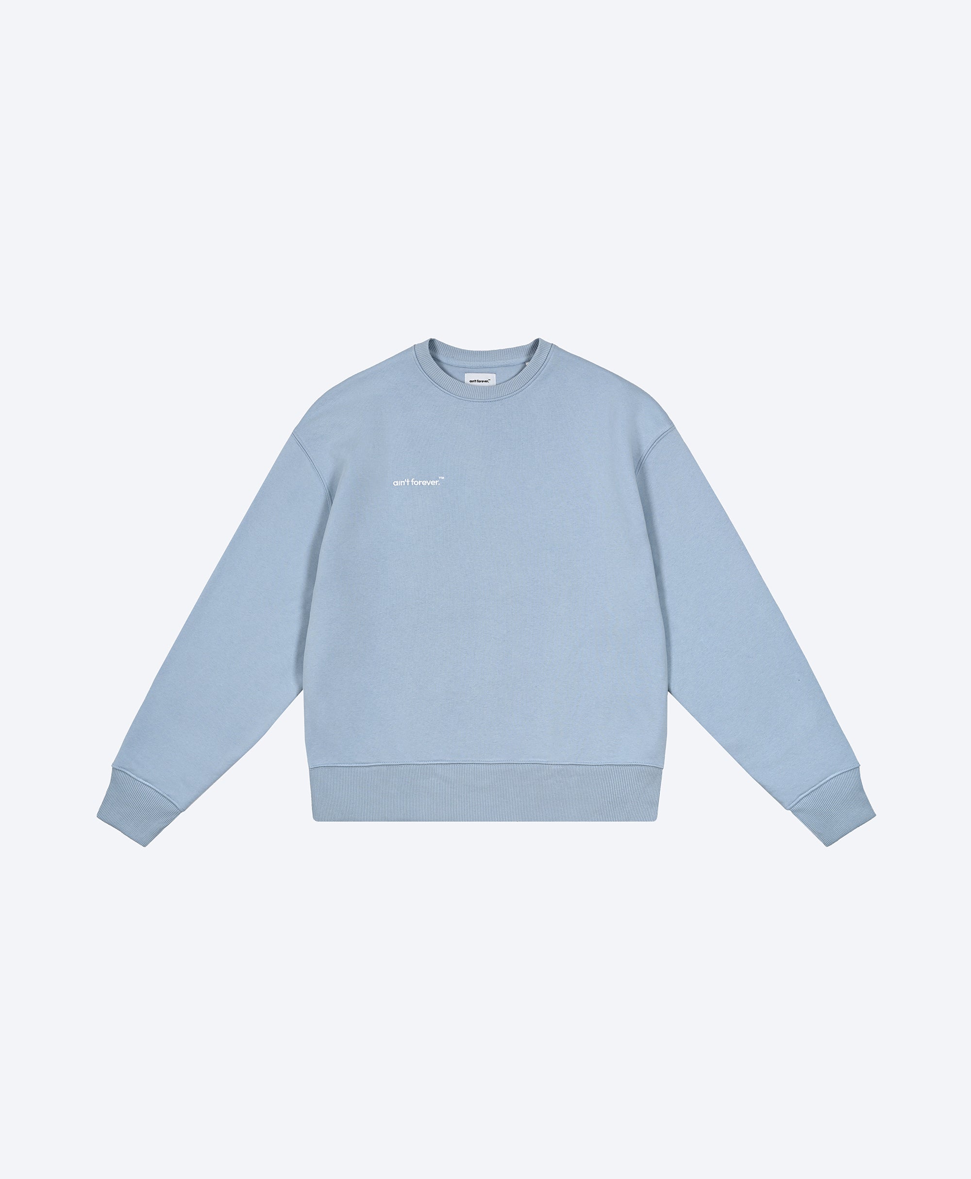THE ESSENTIAL SWEATSHIRT