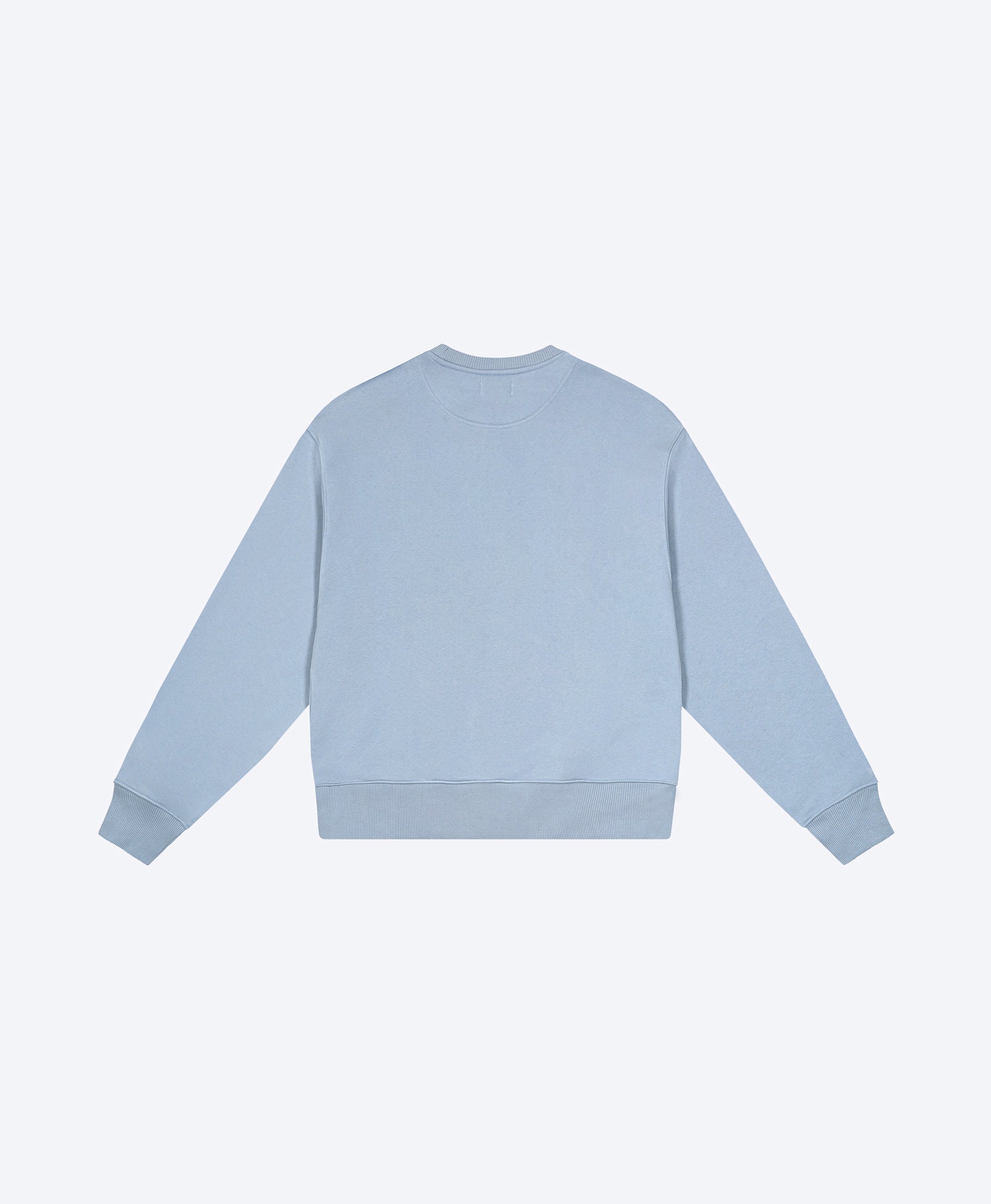 THE ESSENTIAL SWEATSHIRT
