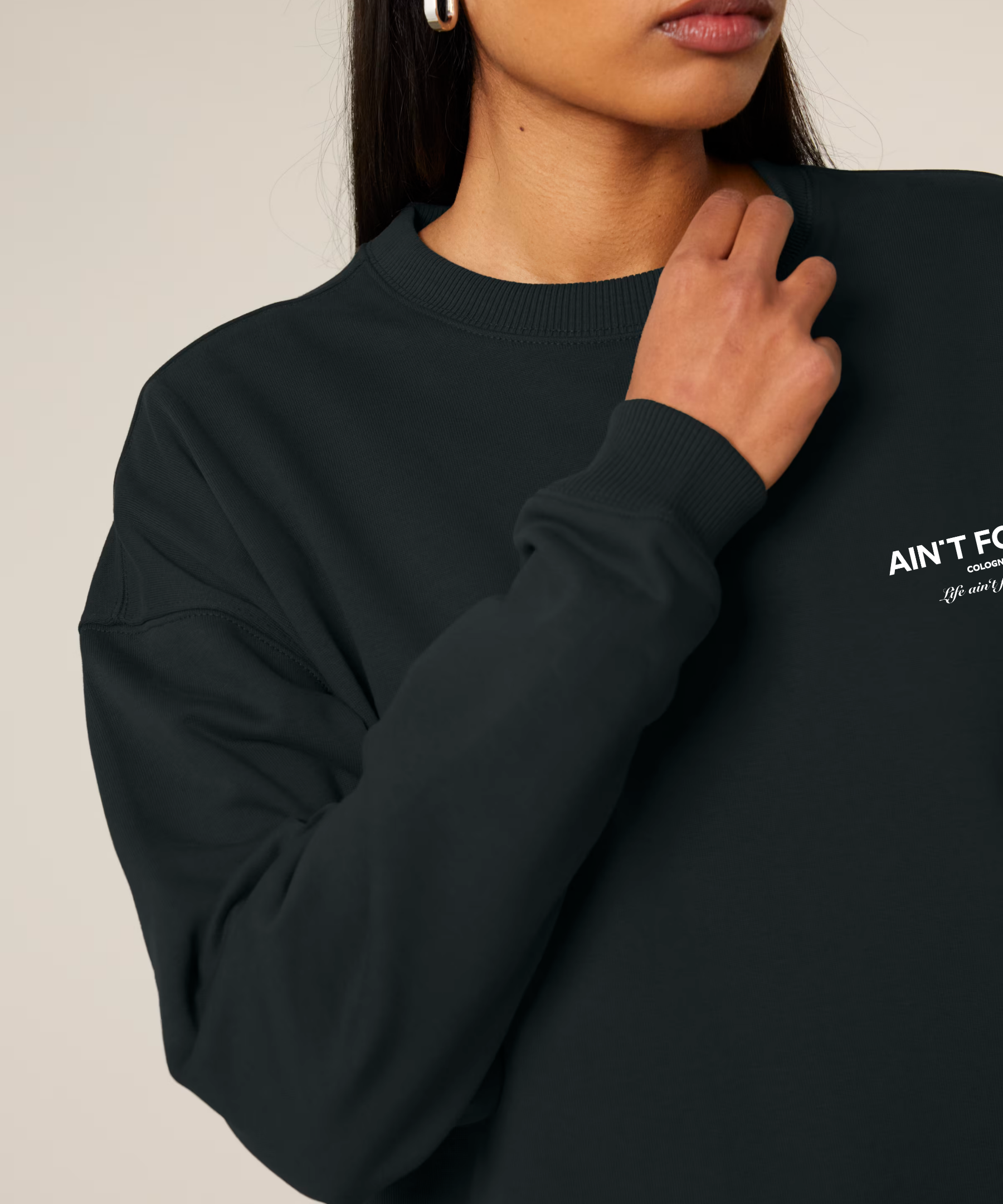 THE LIVE IT! SWEATSHIRT