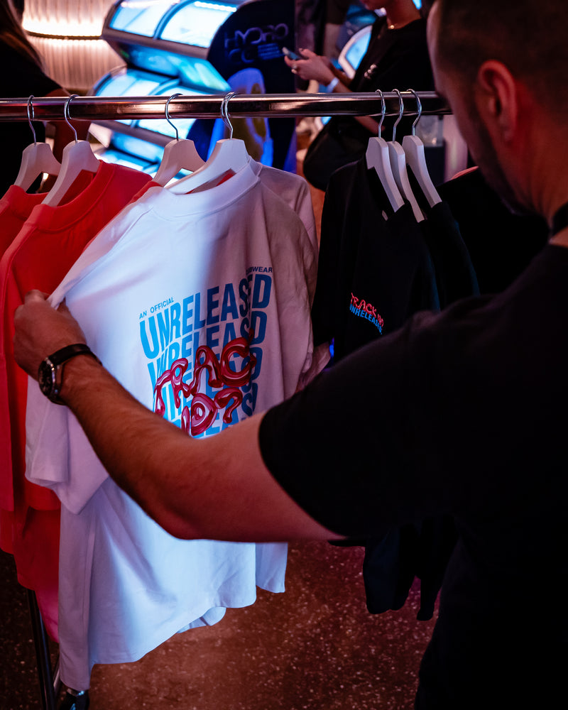 UNRELEASED T-SHIRT (1001TRACKLISTS)