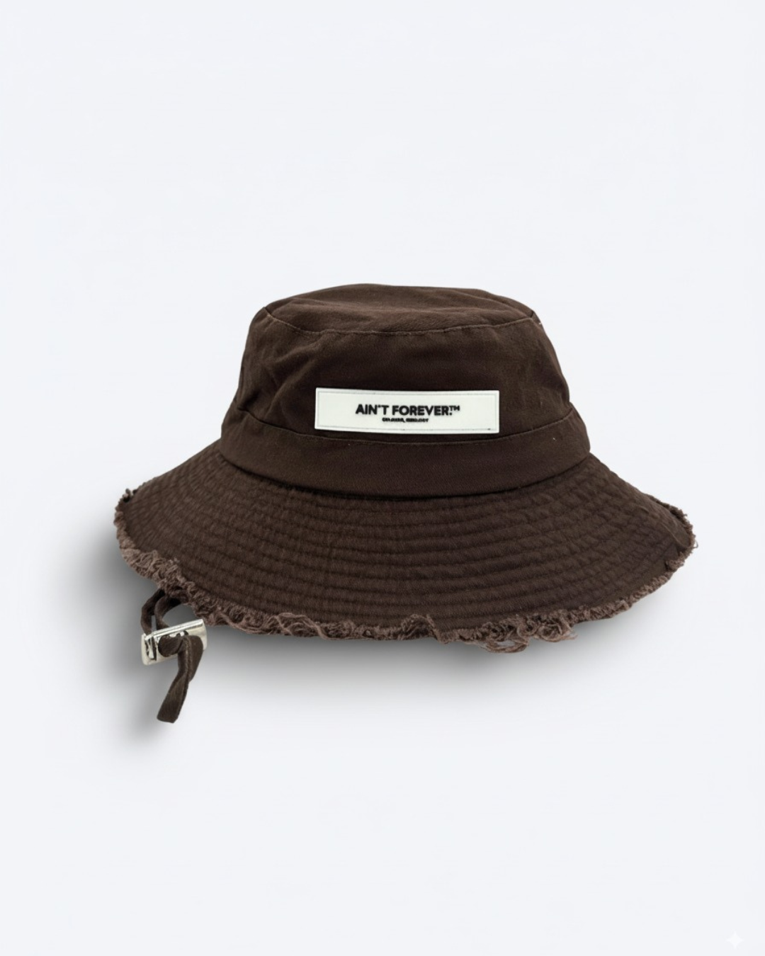 THE ESSENTIAL BUCKET HAT (CHOCOLATE)
