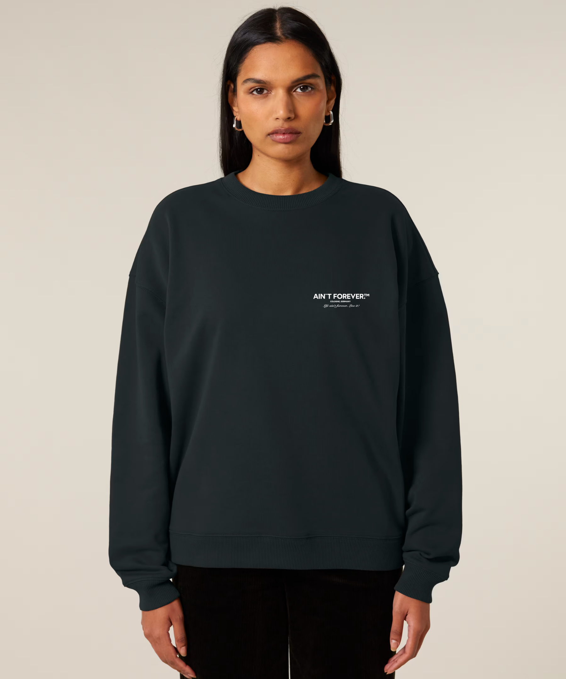 THE LIVE IT! SWEATSHIRT