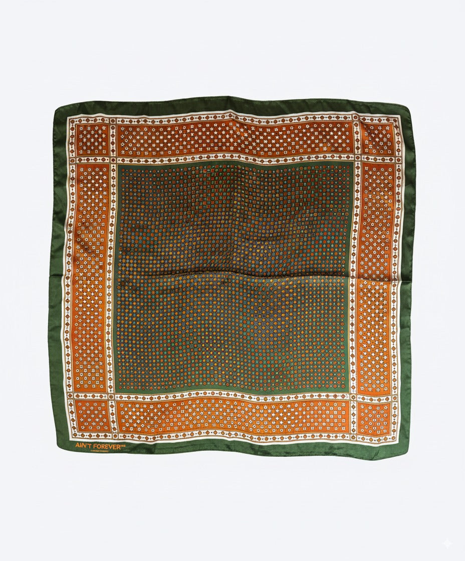 THE SQUARE SCARF "LANIKAI"