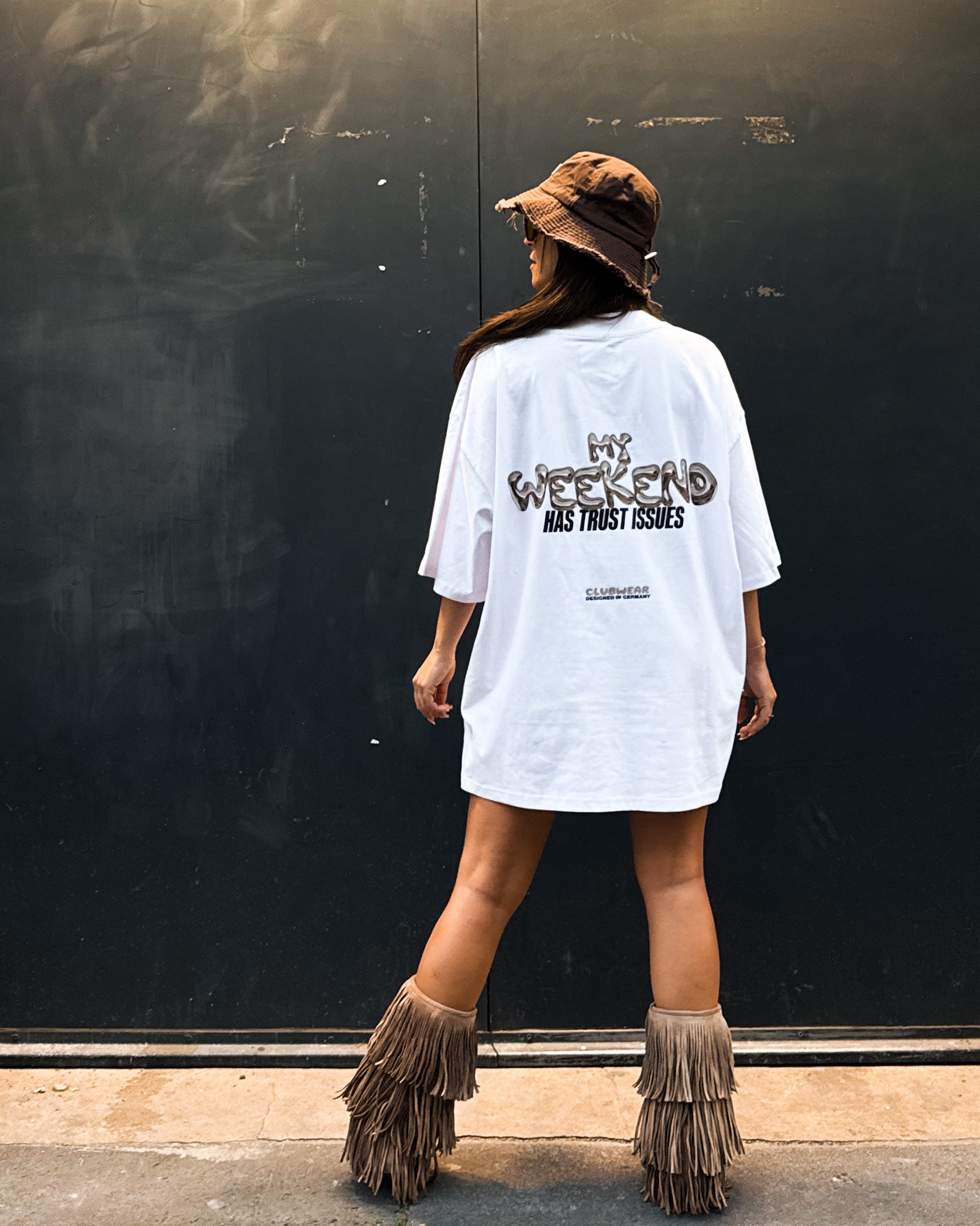MY WEEKEND HAS TRUST ISSUES T-SHIRT