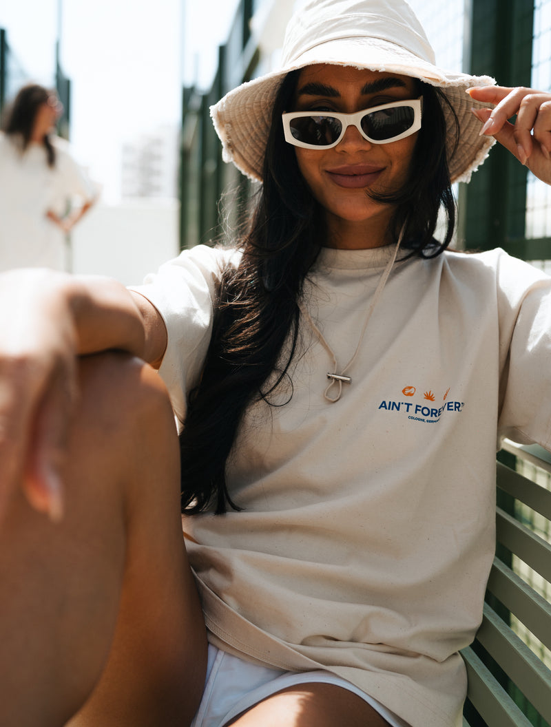 HOT GIRLS DRINK TEQUILA T-SHIRT