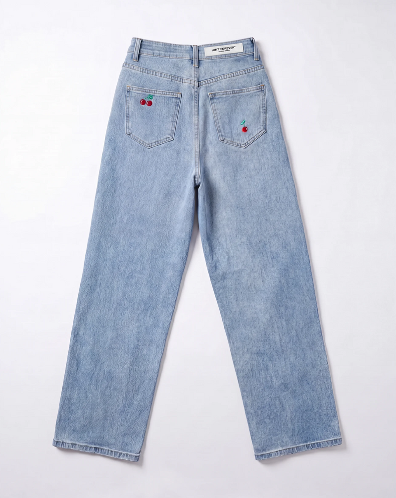 "CHERRY" - WOMEN'S LOOSE FIT JEANS