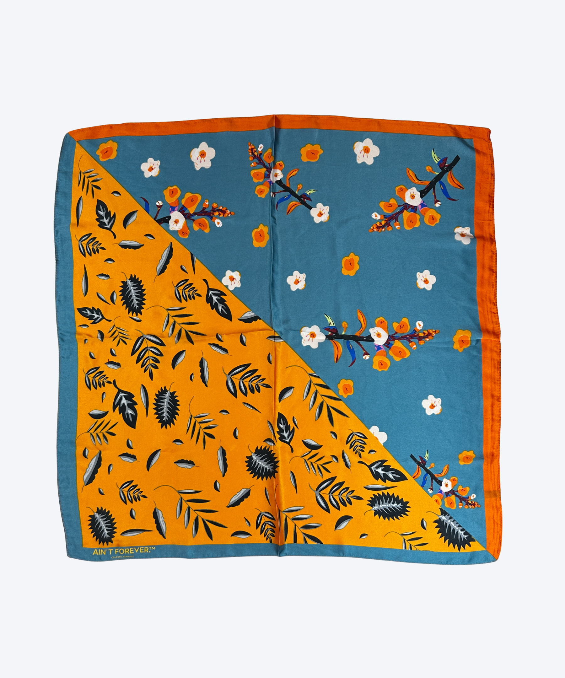 THE SQUARE SCARF "IPANEMA"