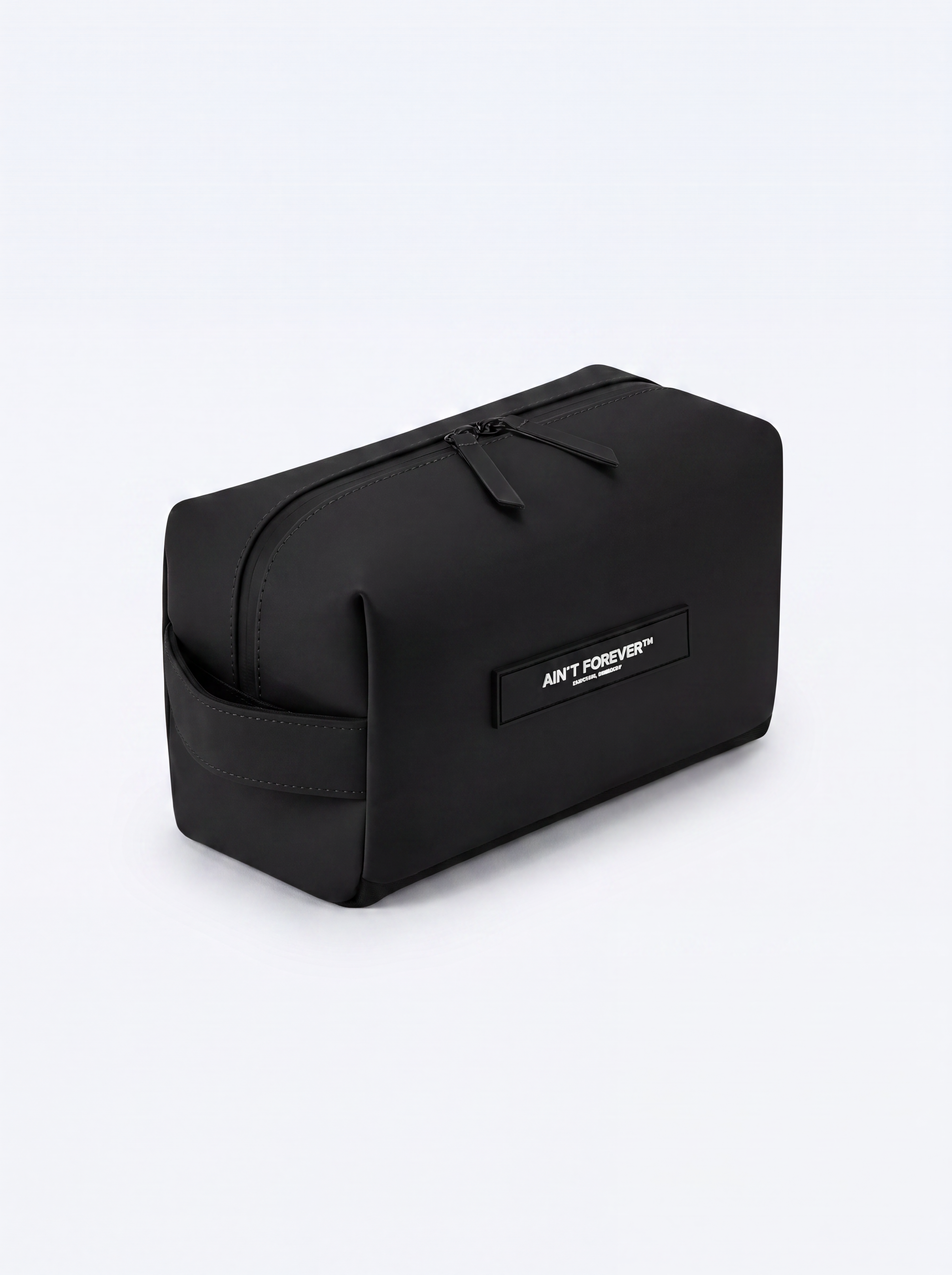 THE GETAWAY TOILETRY BAG