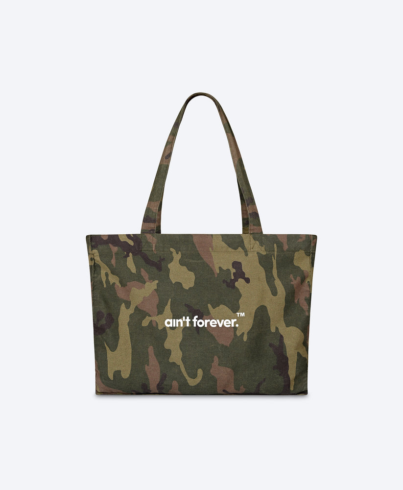 
                  
                    THE DAILY SHOPPER (CAMOUFLAGE / WHITE)
                  
                
